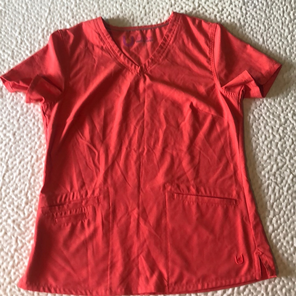 Scrub top